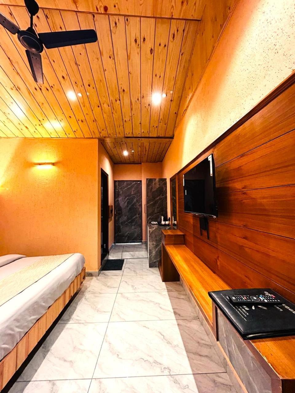 Living On The Edge A Luxury Stay Mussoorie Exterior foto